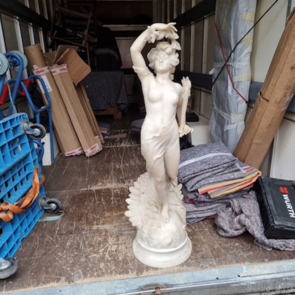 Deplacement d'objets lourds statue